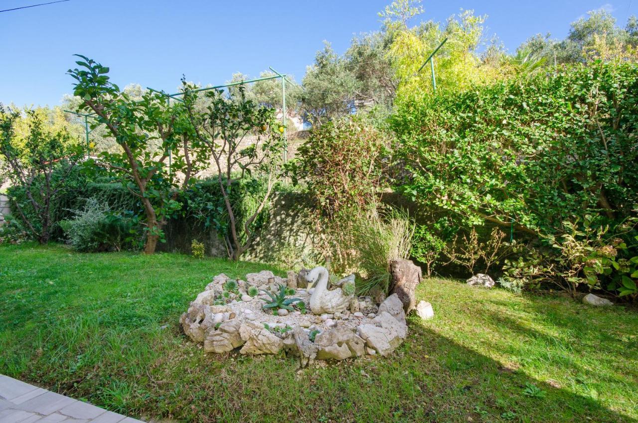 Apartments Marijana Banjol ภายนอก รูปภาพ